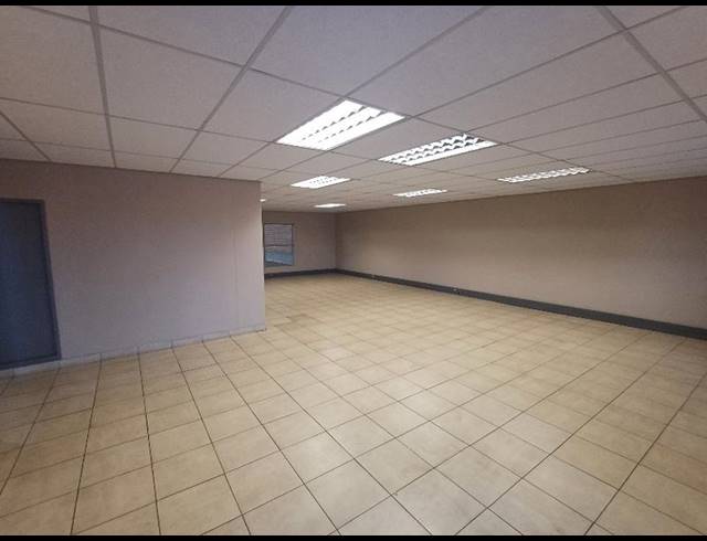 INDUSTRIAL PROPERTY TO RENT IN OLIFANTSFONTEIN